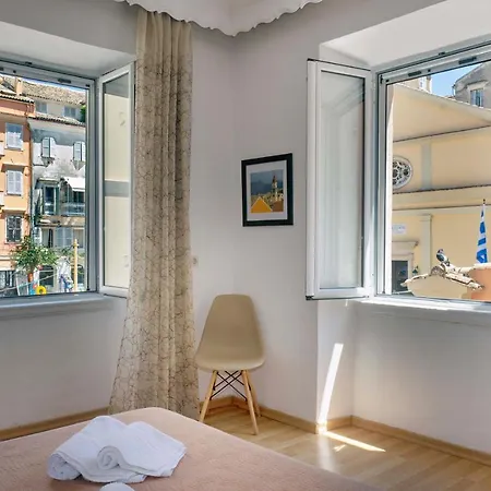 Theodora's Old Corfu Apartment