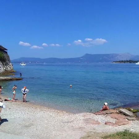 아파트 Theodora's Old Corfu *